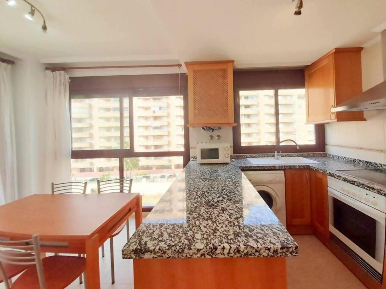 Ferienwohnung Ayf Espectacular Terraza En 1ª Linea De Playa Oropesa del Mar Exterior foto